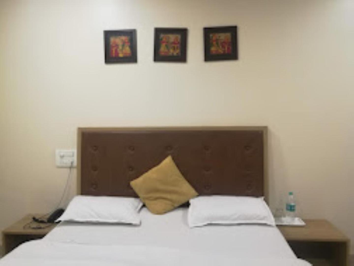 Hotel Maratha Palace,Satara Exteriér fotografie