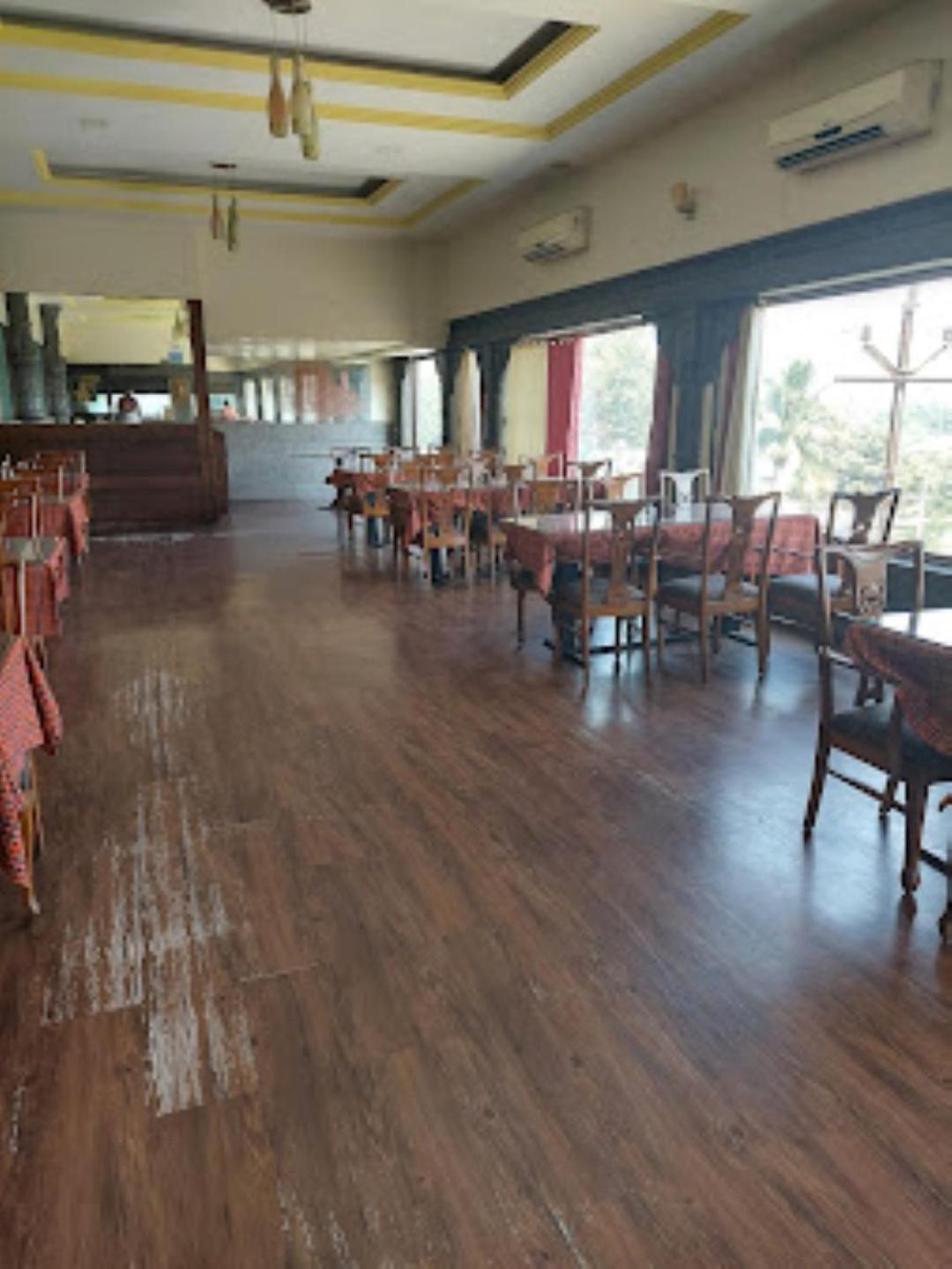 Hotel Maratha Palace,Satara Exteriér fotografie