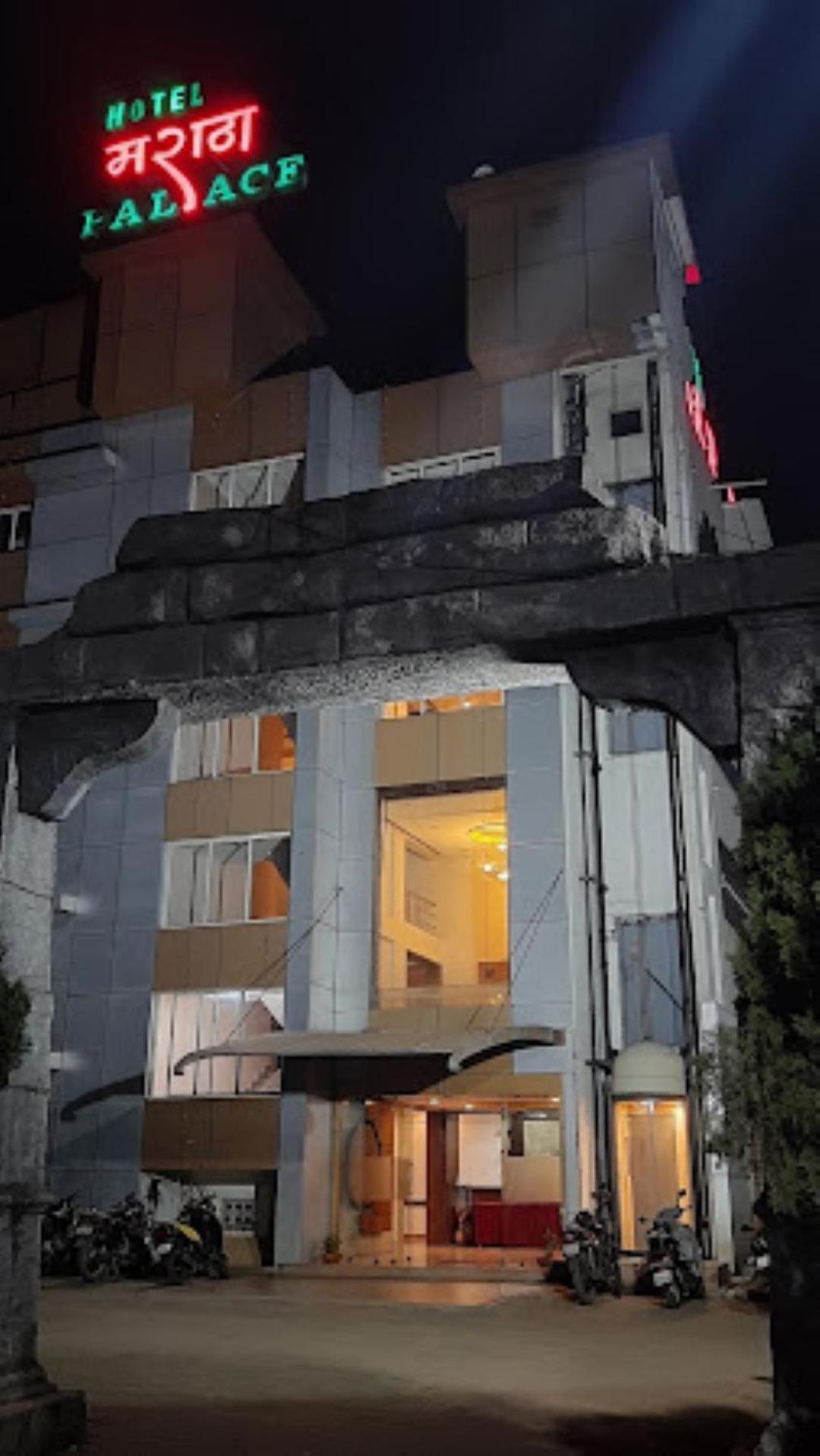 Hotel Maratha Palace,Satara Exteriér fotografie